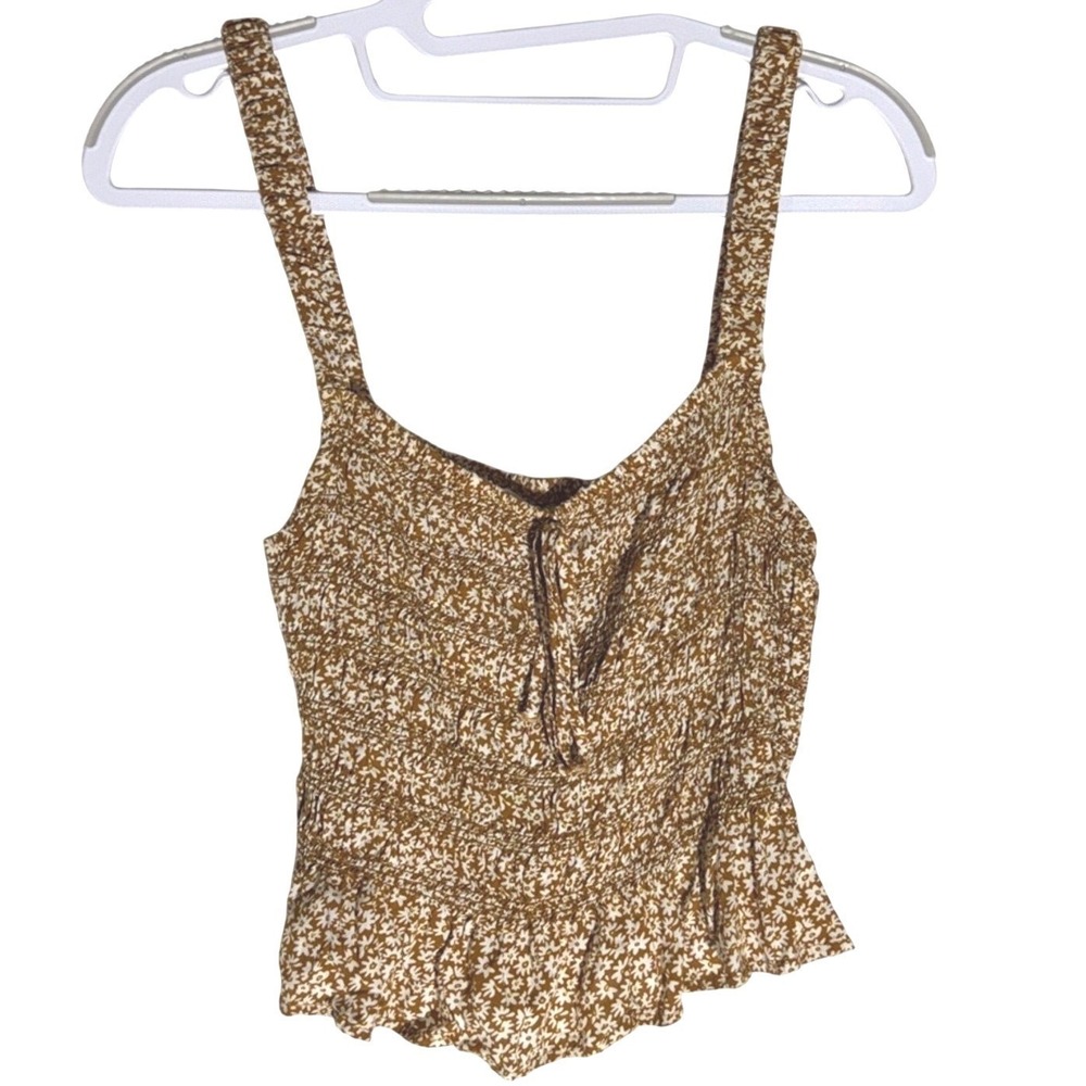Suite 2939 Brown FloralSmocked Peplum CamiTop Womens L
Festival Cottage Renfaire